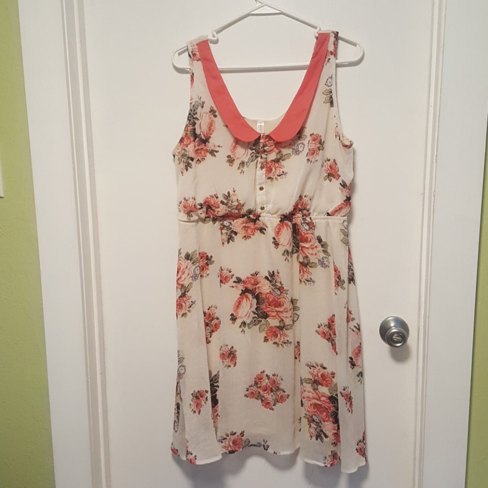 Floral dress by xhilaration xxl